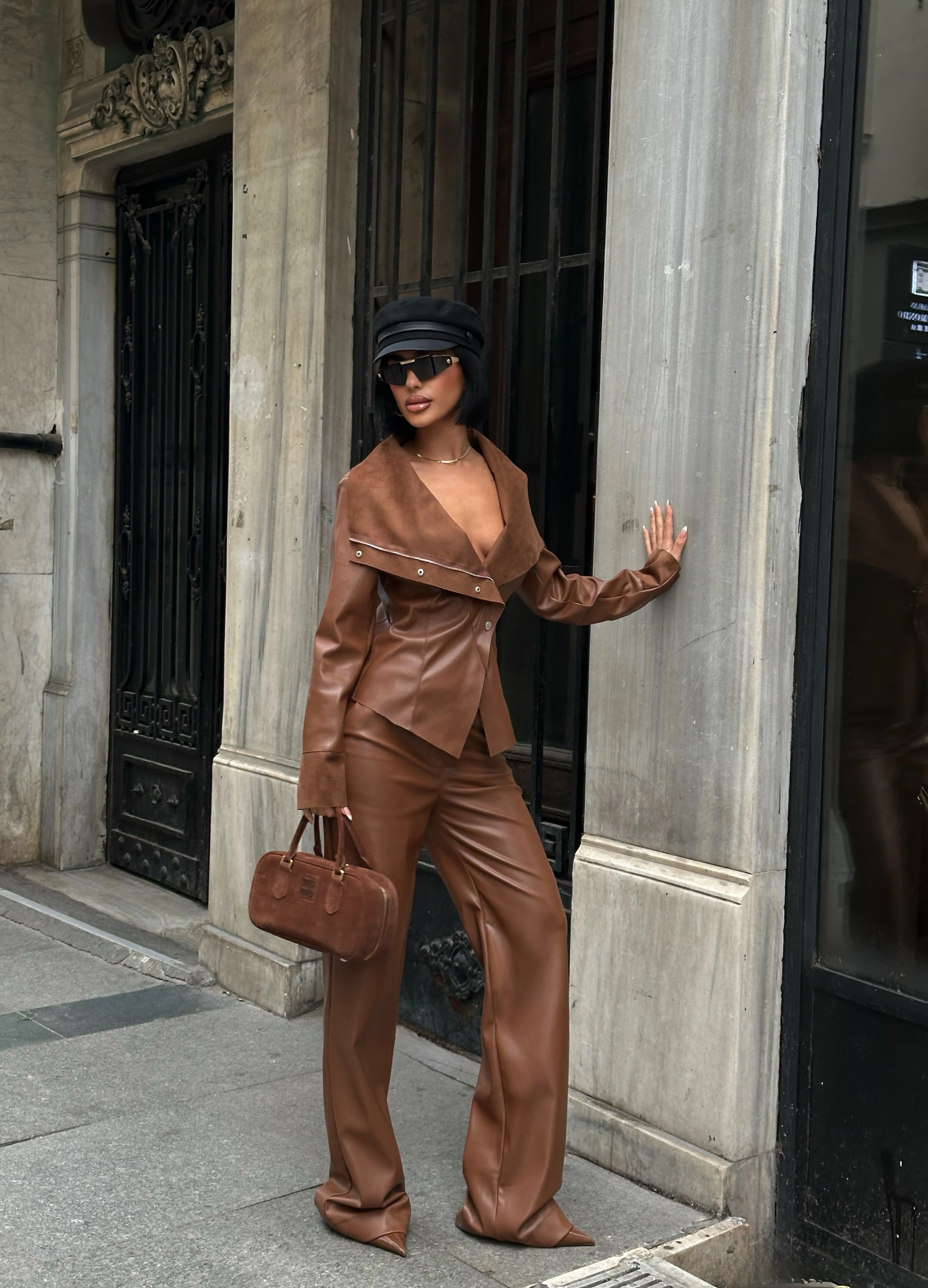 BEL LASTİK DERİ PANTOLON