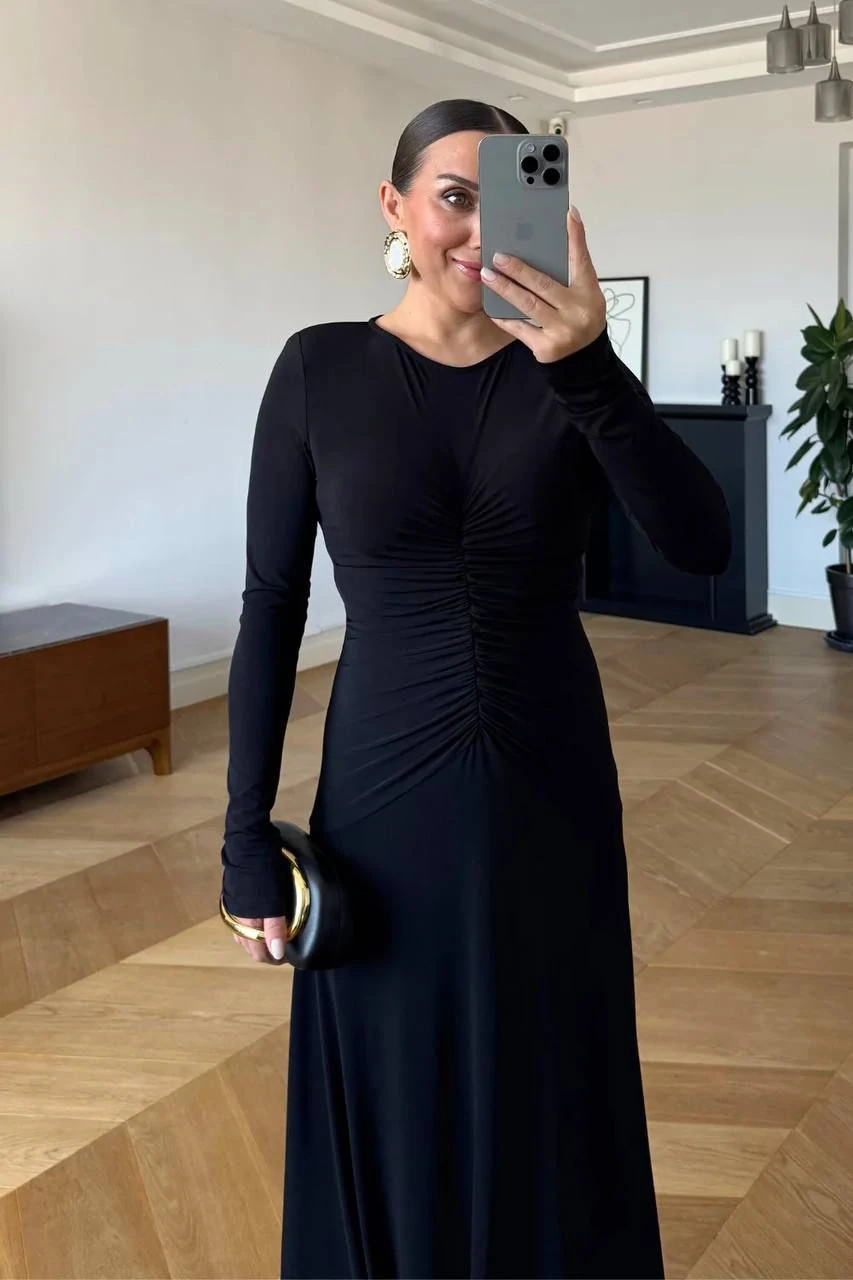 YAN BÜZGÜLÜ OMUZ VATKALI ELBİSE