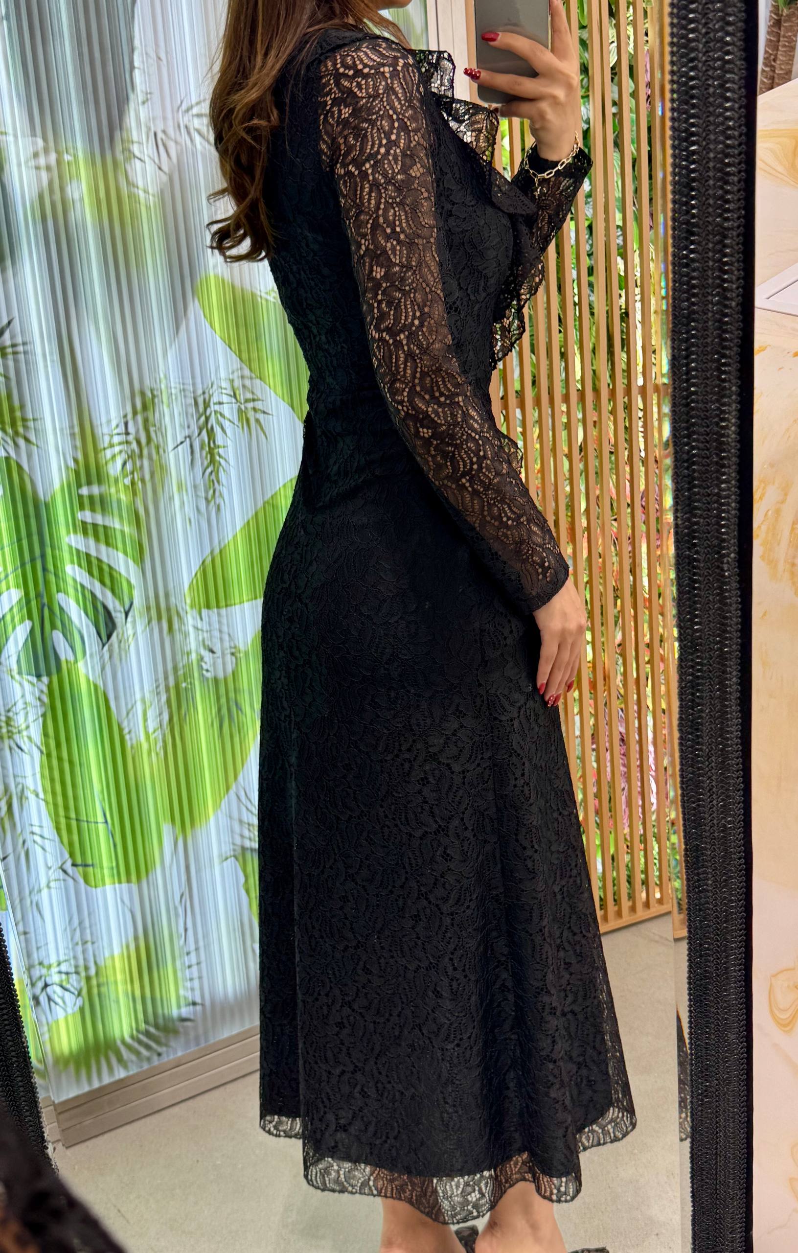 FIRFIRLI DANTEL ELBİSE