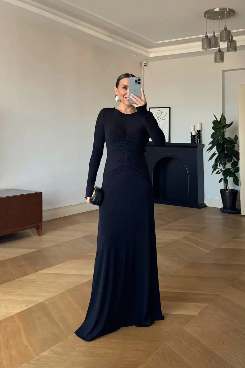 YAN BÜZGÜLÜ OMUZ VATKALI ELBİSE