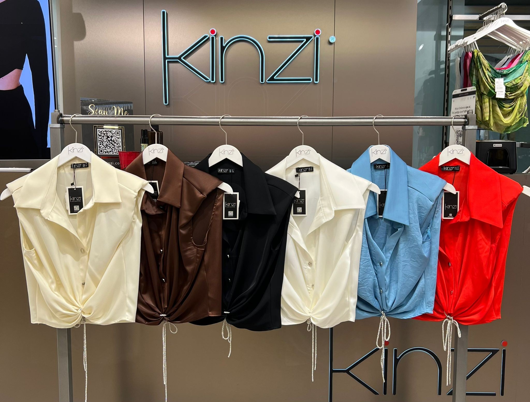 YAKALI ÖN BAĞLAMA DETAYLI BLUZ