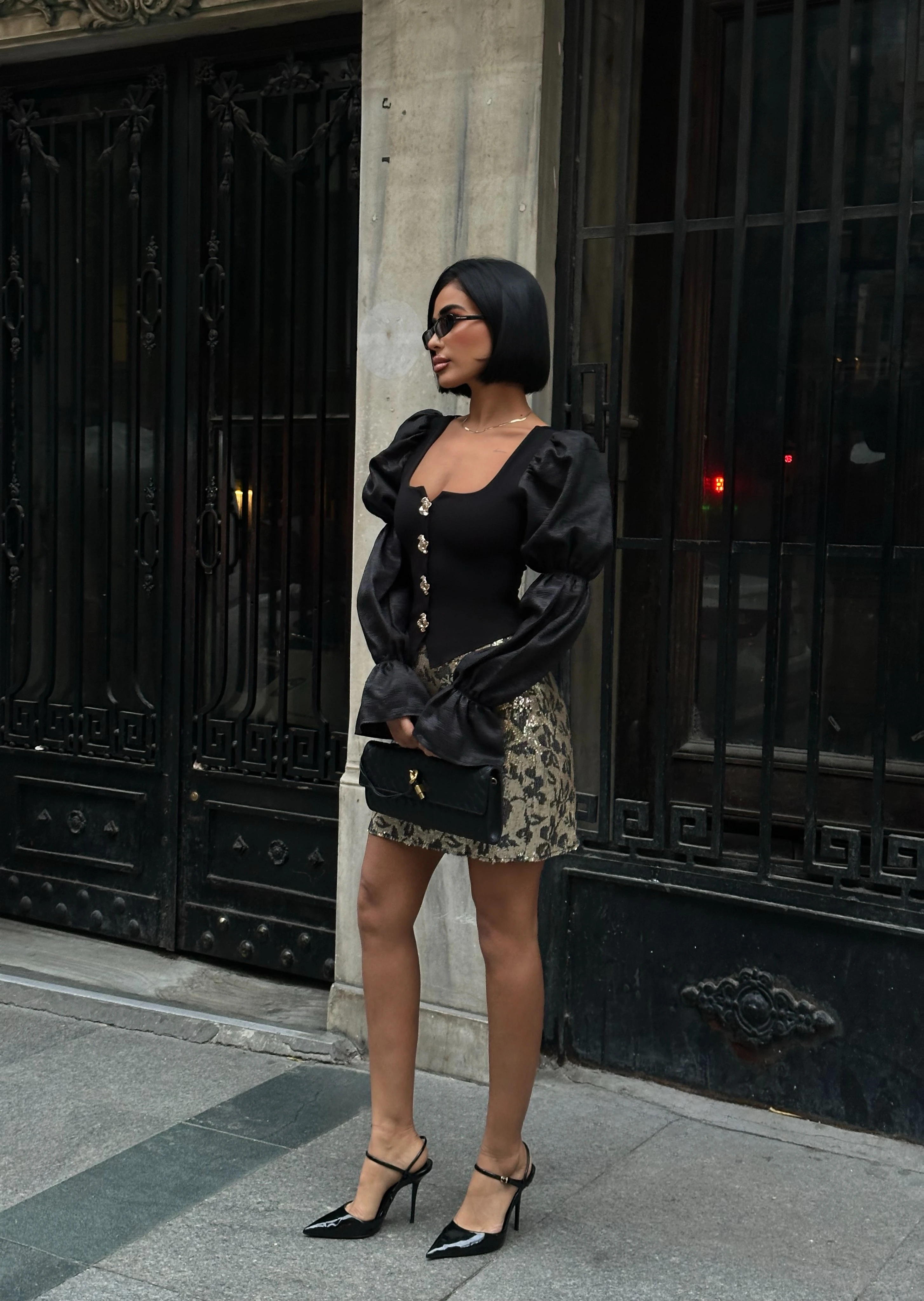 ORGANİZE KOL KARE YAKA BLUZ