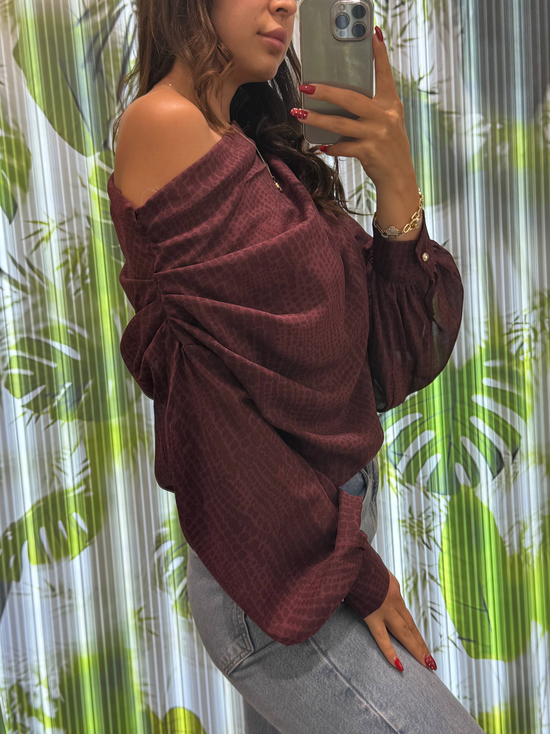 DÜŞÜK KOL OMUZ PİLELİ DETAYLI UZUN KOL BLUZ