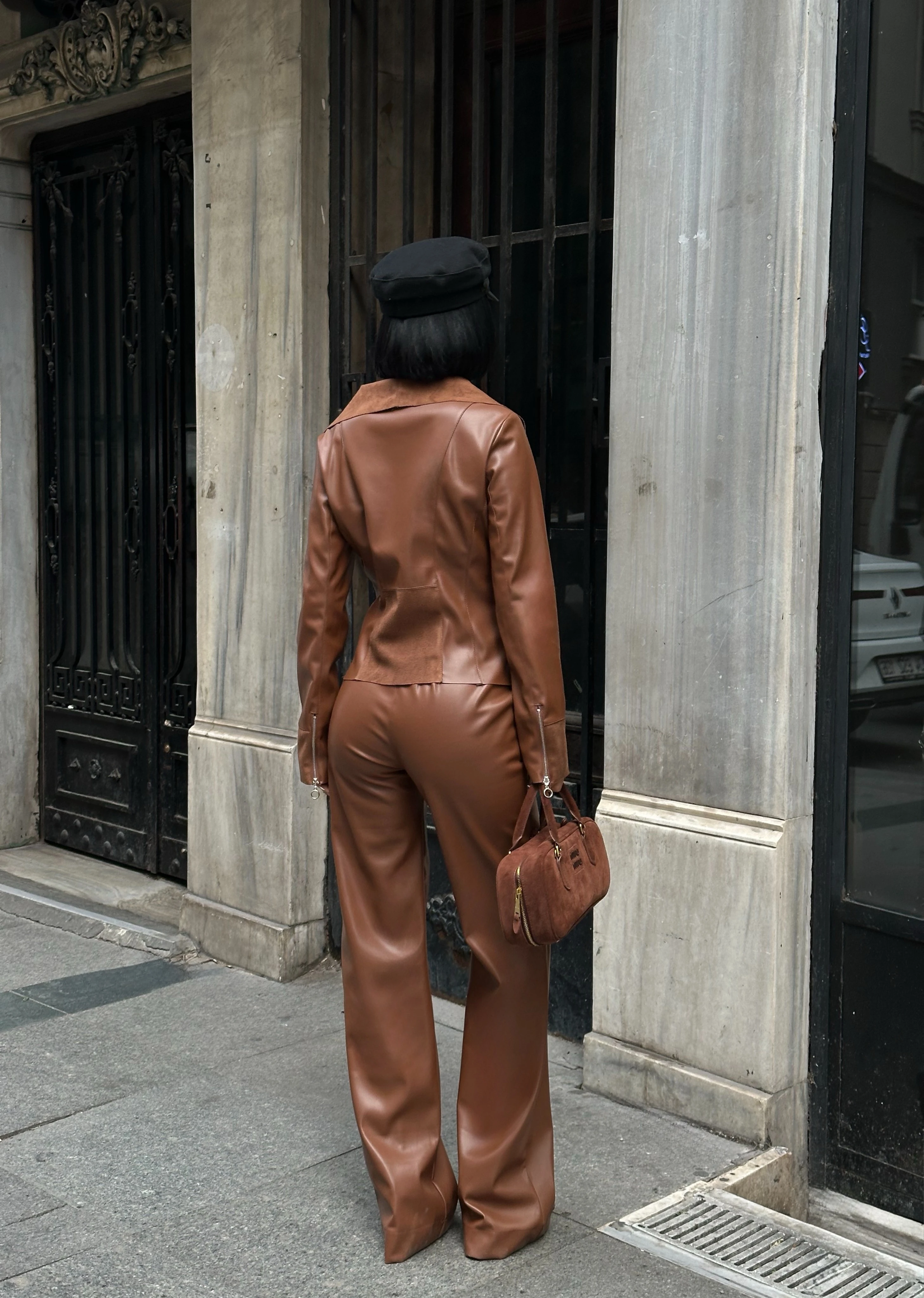 ÖN VEREV ÇIT ÇIT DETAYLI DERİ CEKET