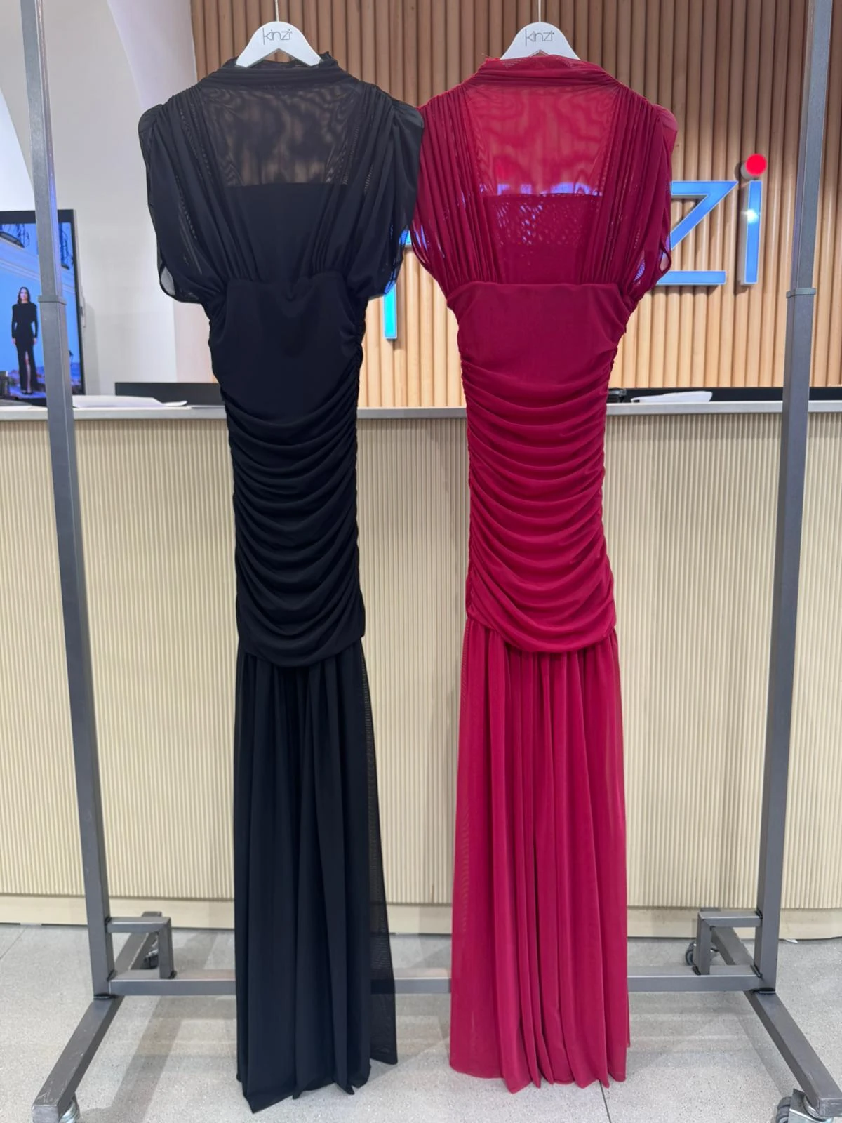 BÜZGÜLÜ TÜL ELBİSE