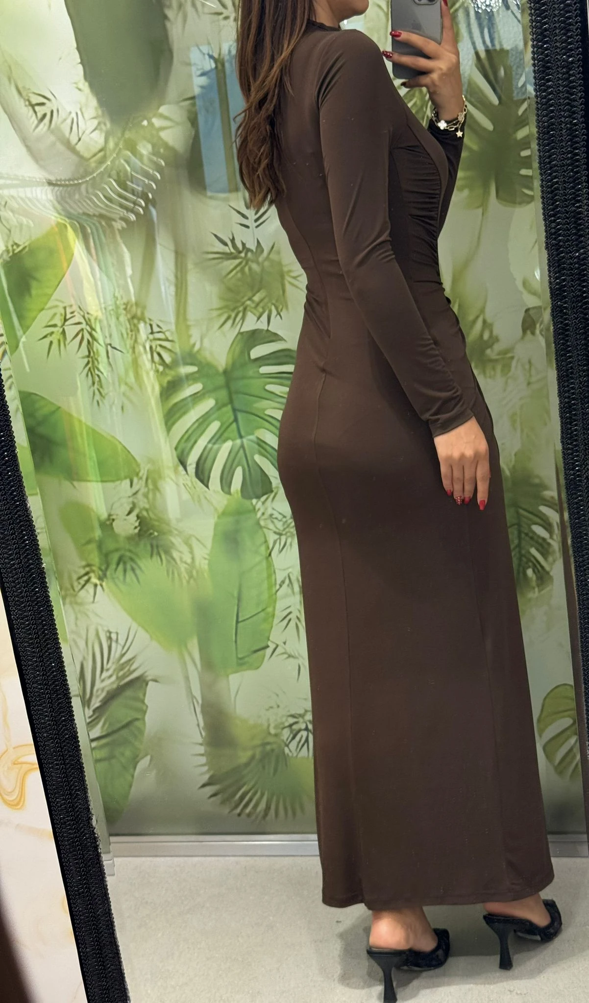 ÖN DÜĞME DETAYLI ELBİSE