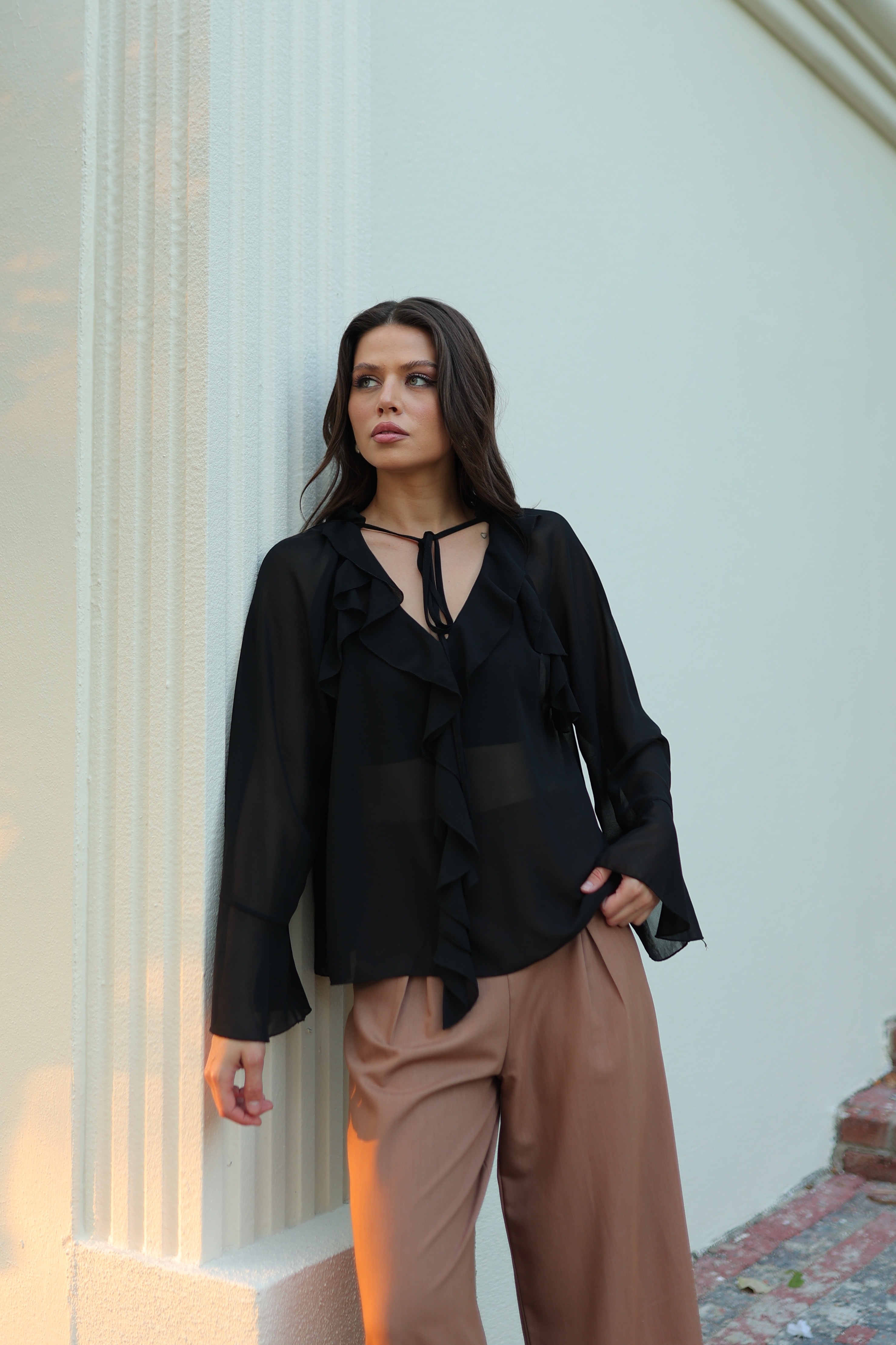 BAĞLAMALI YAKA DETAYLI SALAŞ KOL BLUZ