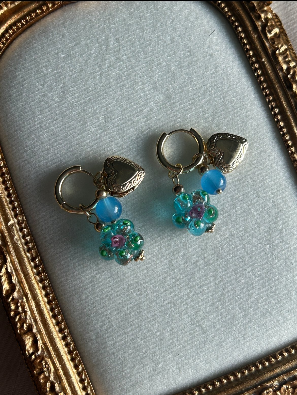 Mavi Çiçek Model Küpe