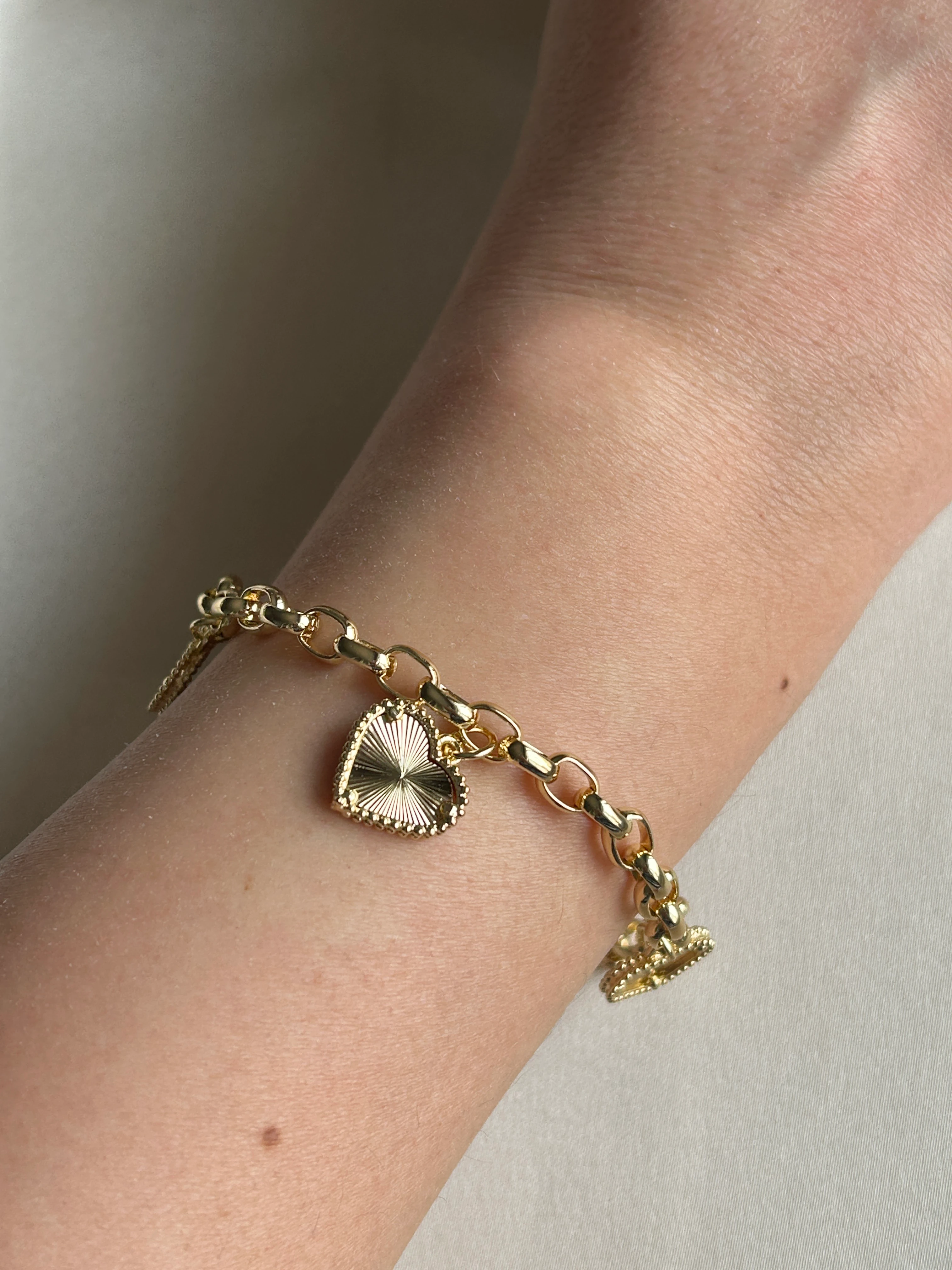 Kalp Charm Bileklik ( 14k Renk )