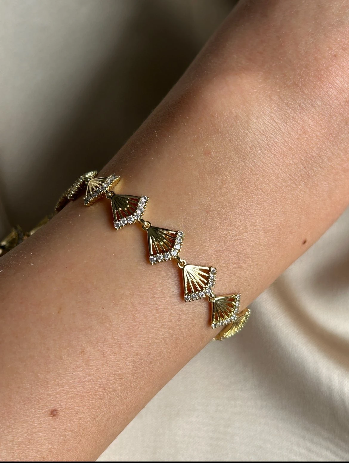 Yelpaze Model Bileklik ( 14k Renk )