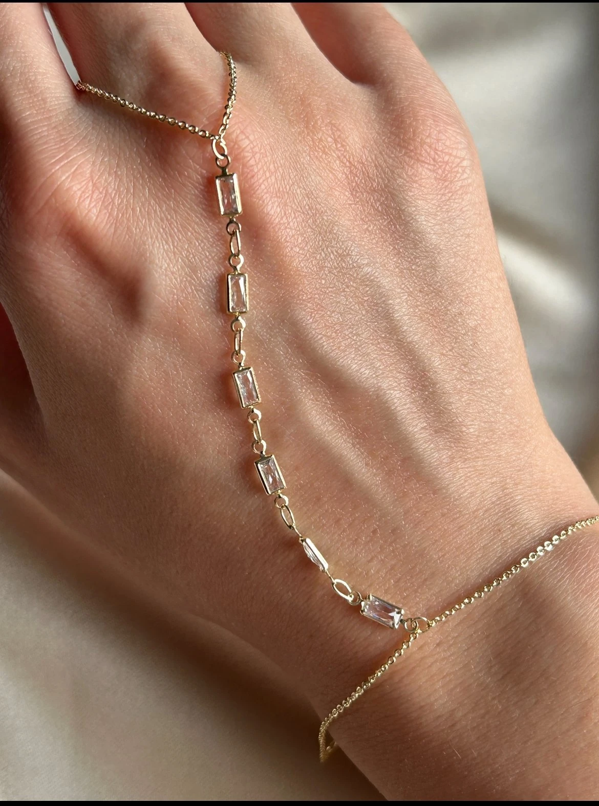 Beyaz Taş Şahmeran ( gold renk )