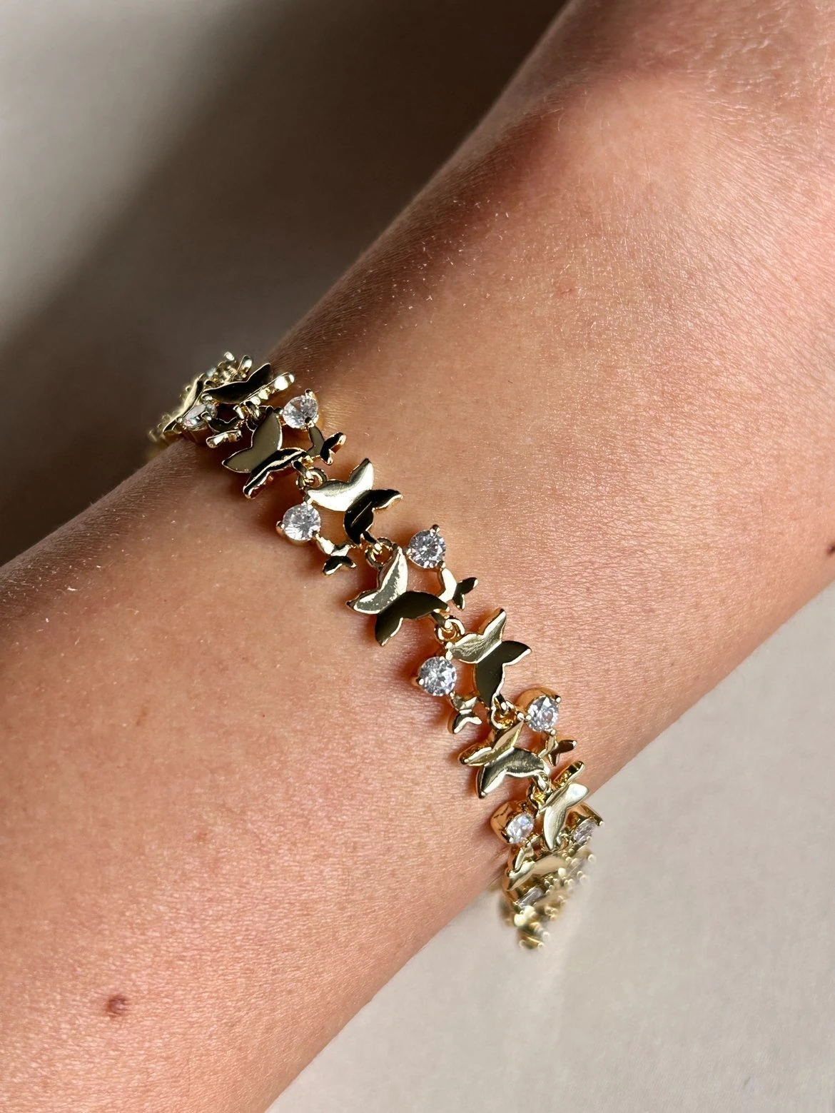 Mini Kelebek Model Bileklik (14k Renk)