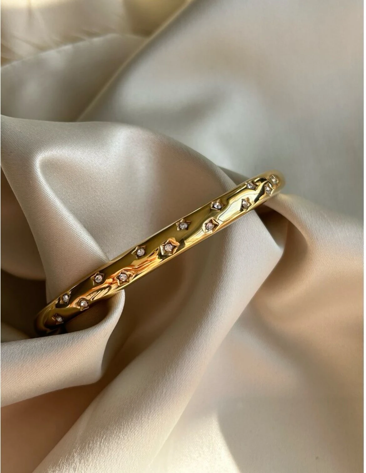 Beyaz Yıldız Taş Çelik Bileklik