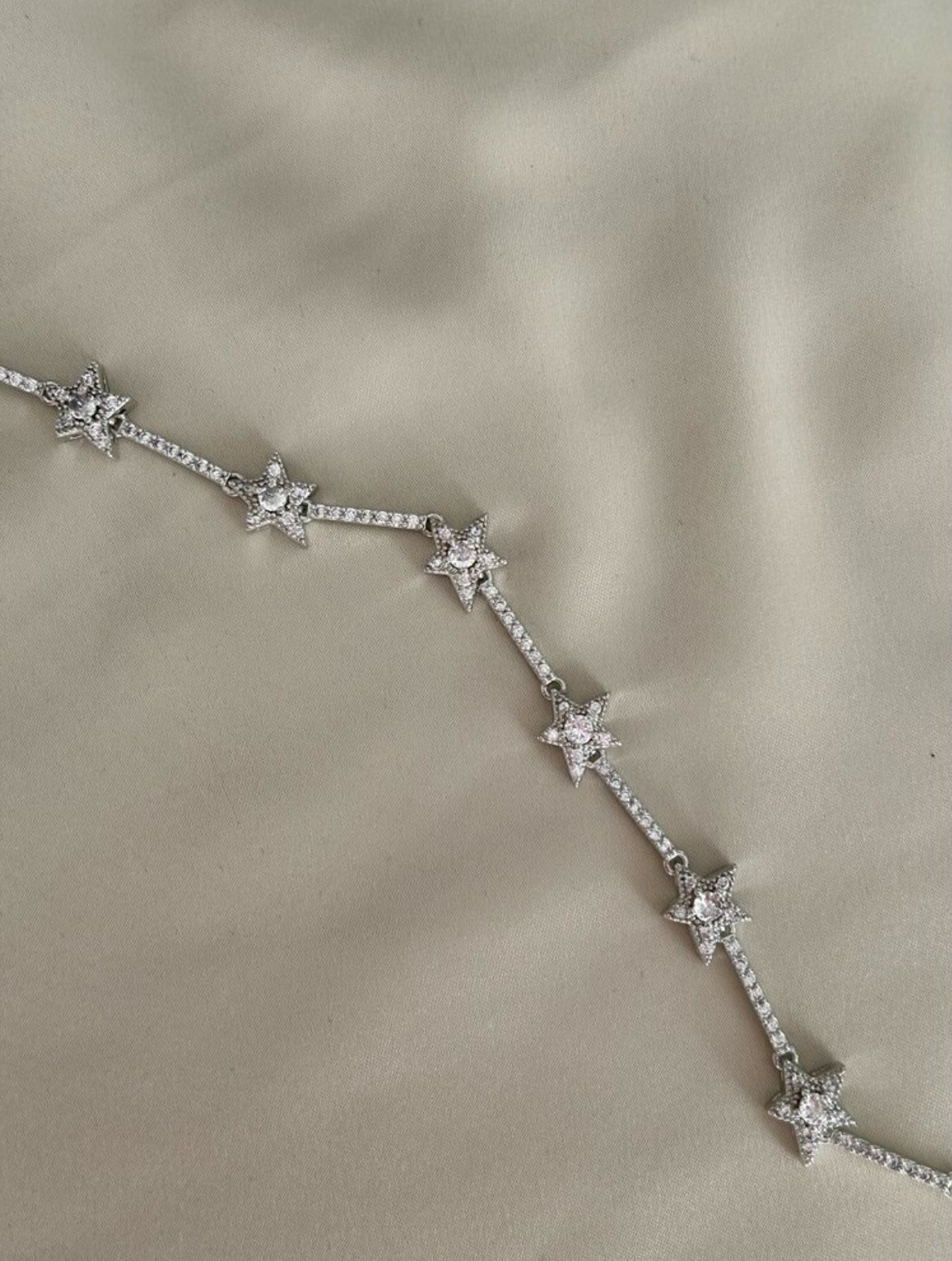 Yıldız Yolu Bileklik ( gümüş renk )