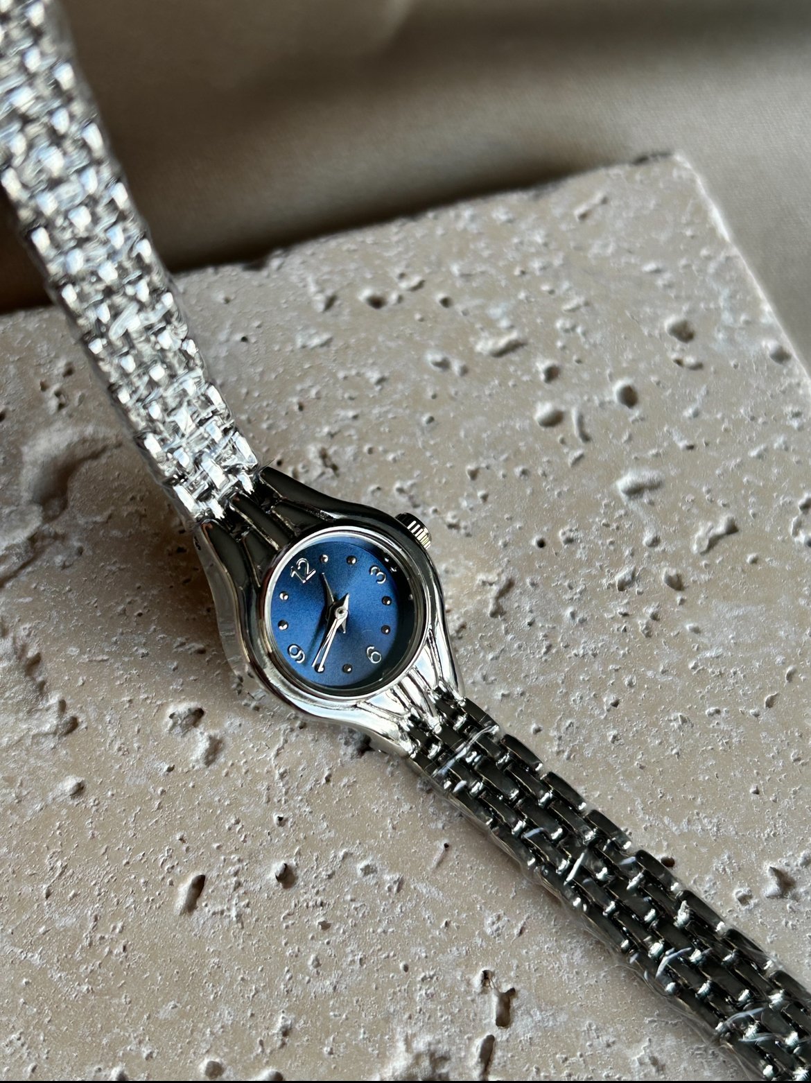 Mini Vintage Model Lacivert Kadran Saat ( gümüş renk )