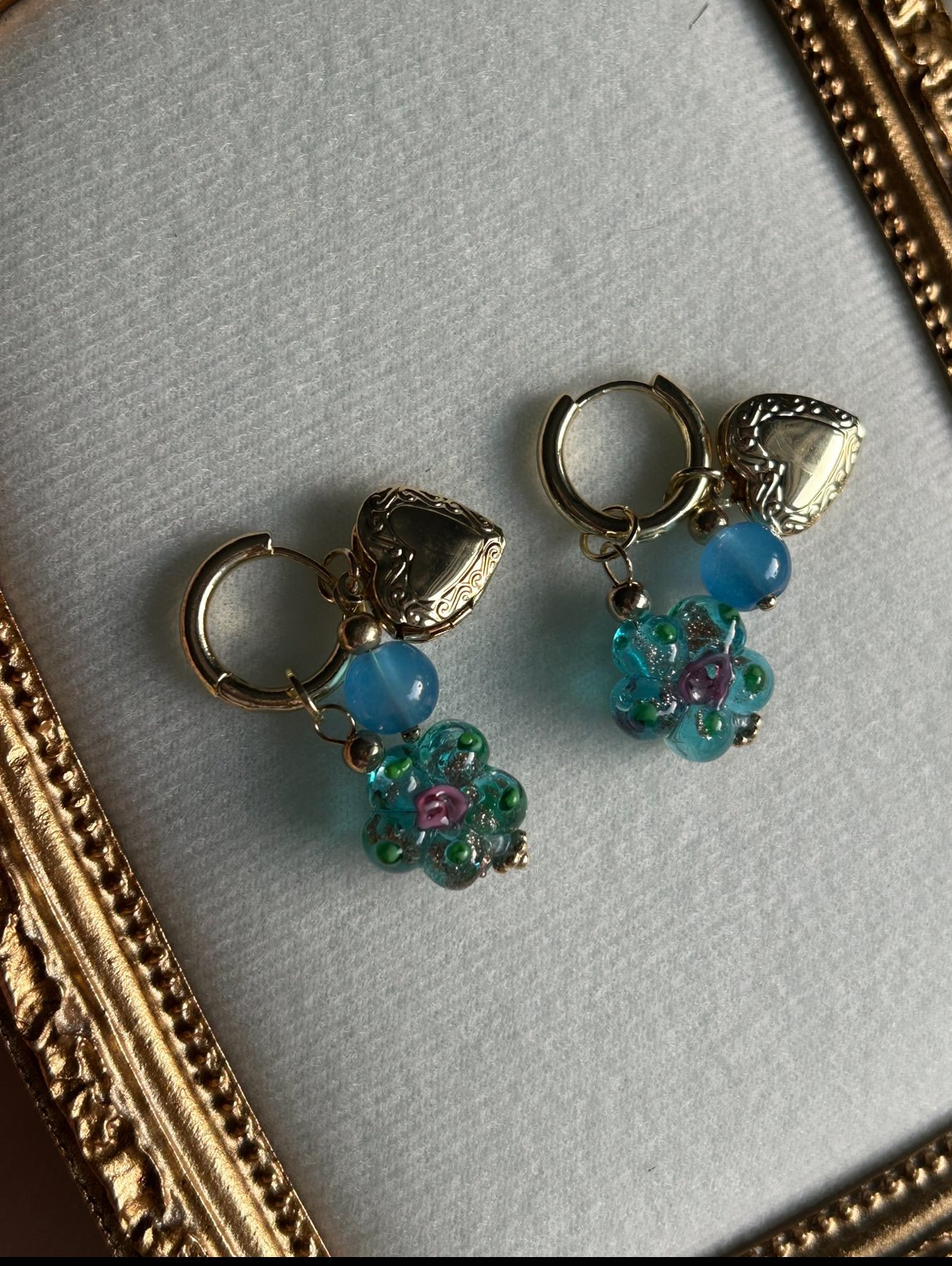 Mavi Çiçek Model Küpe