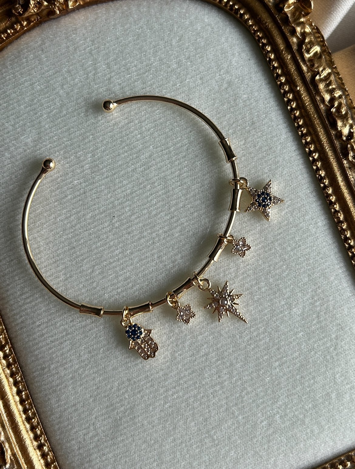 Kuzey Yıldızı Ve Hamsa Model Charm Bileklik