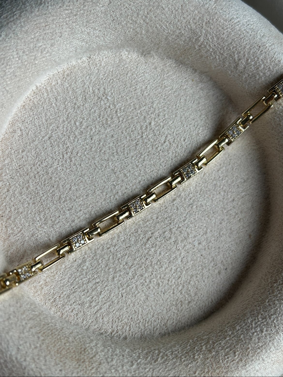 Mini Zarif Kare Taşlı Bileklik (14k Renk)