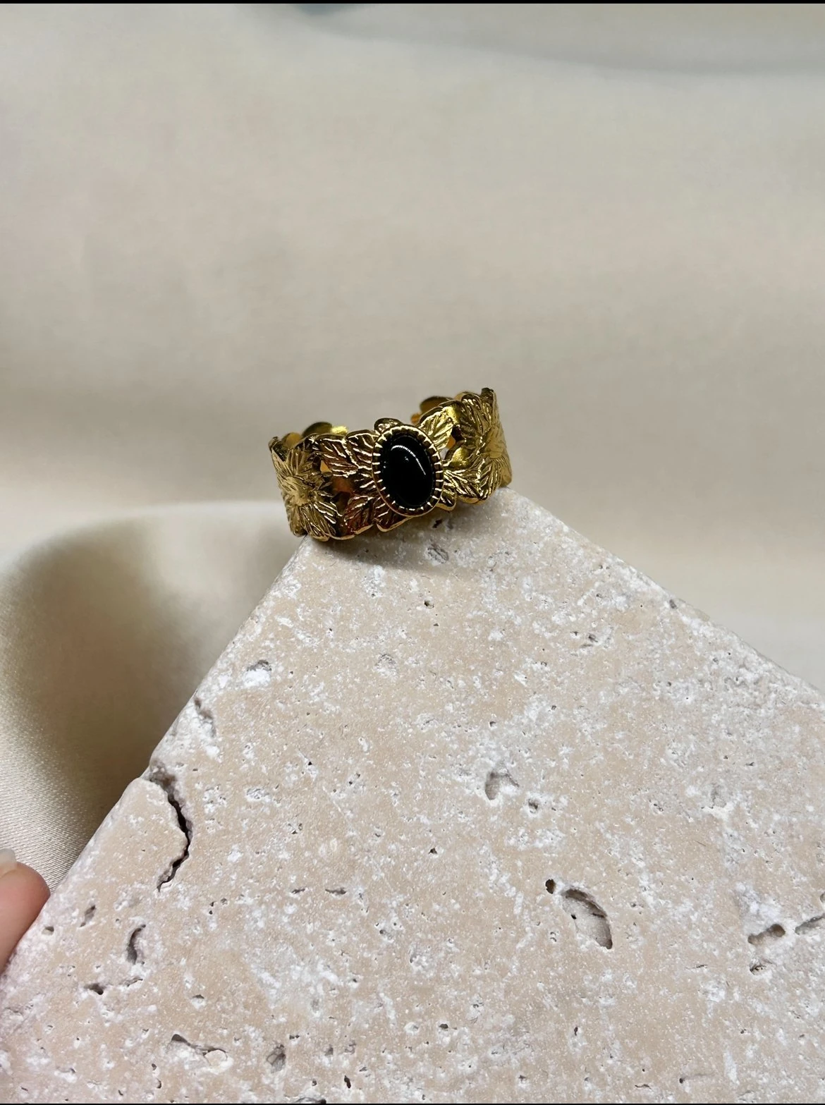 Siyah Taş Vintage Model Yüzük