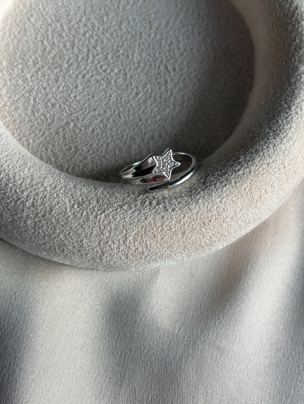 Yıldız Sarmal Model Yüzük ( gümüş renk )