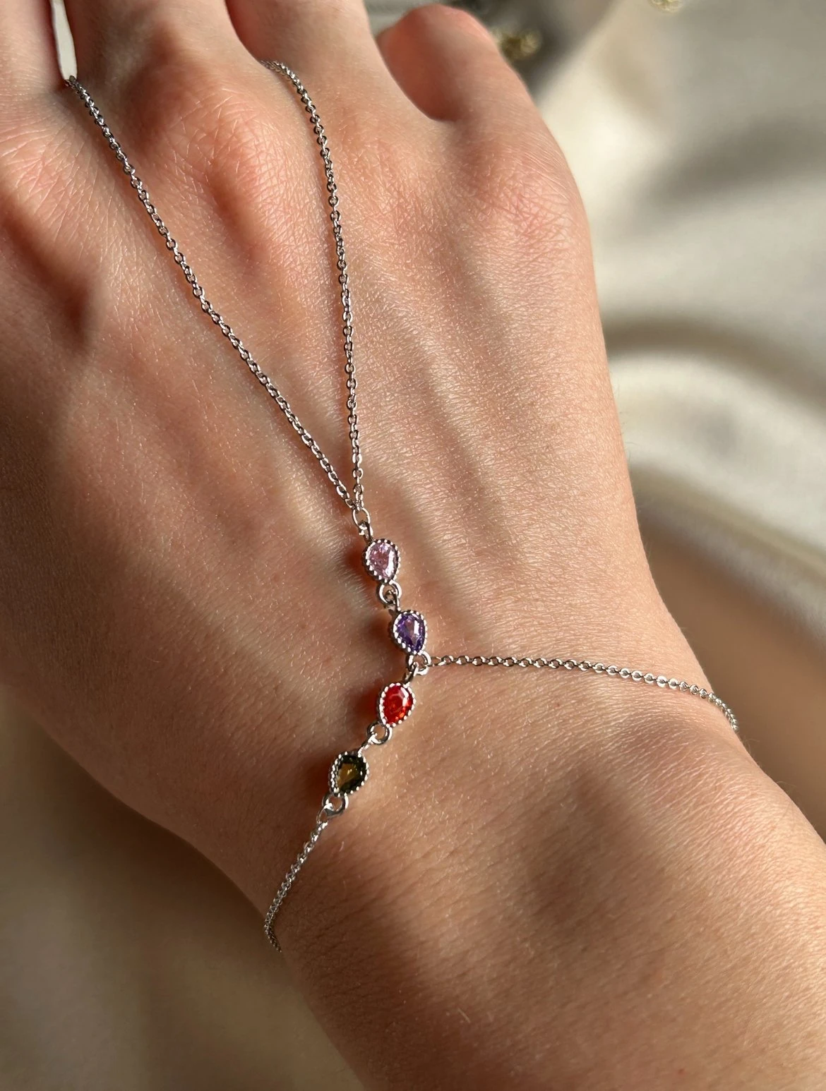 Renkli Taş Şahmeran ( gümüş renk )