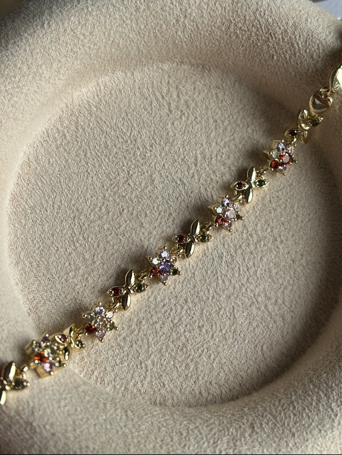 Renkli Taşlı Çiçek ve Kelebek Model Bileklik ( 14k renk )