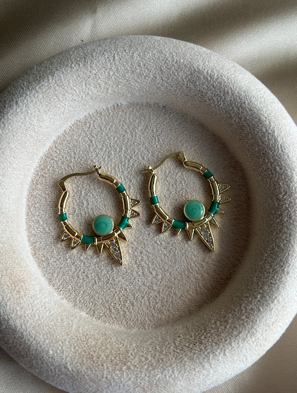 Yeşil İşleme Küpe