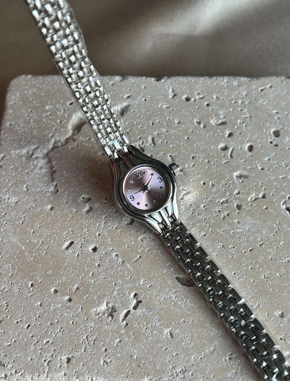 Mini Vintage Model Soft Pembe Kadran Saat ( gümüş renk )