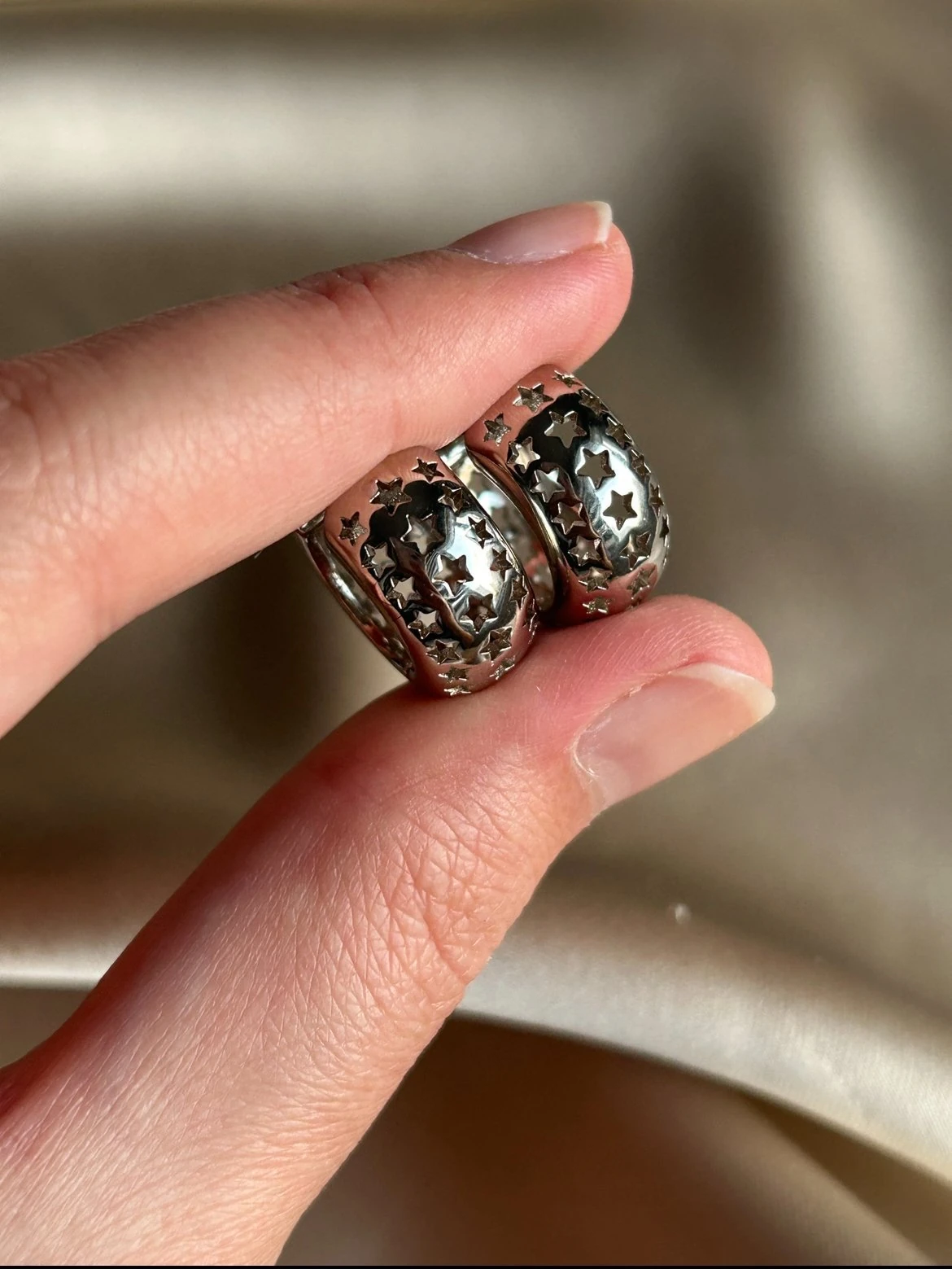 Yıldız İşleme Küpe ( Gümüş Renk )