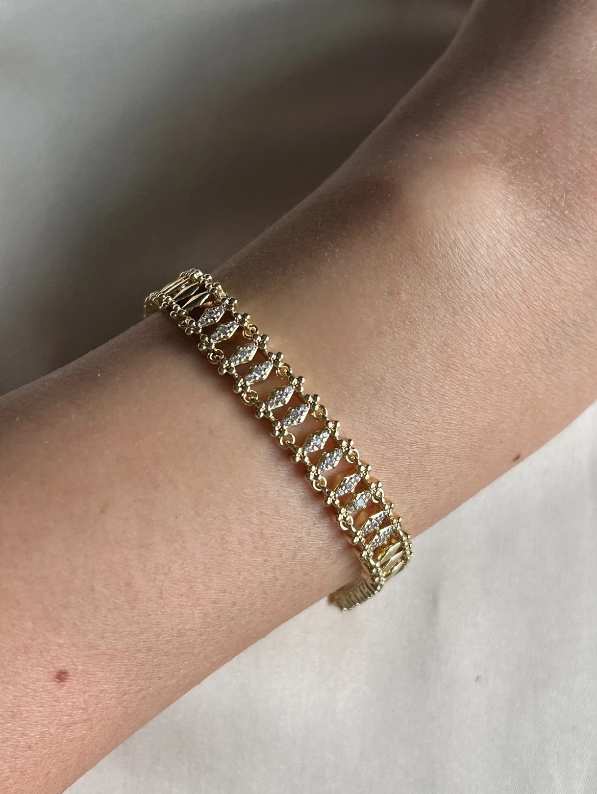 Baklava Taş Bileklik (14k Renk)