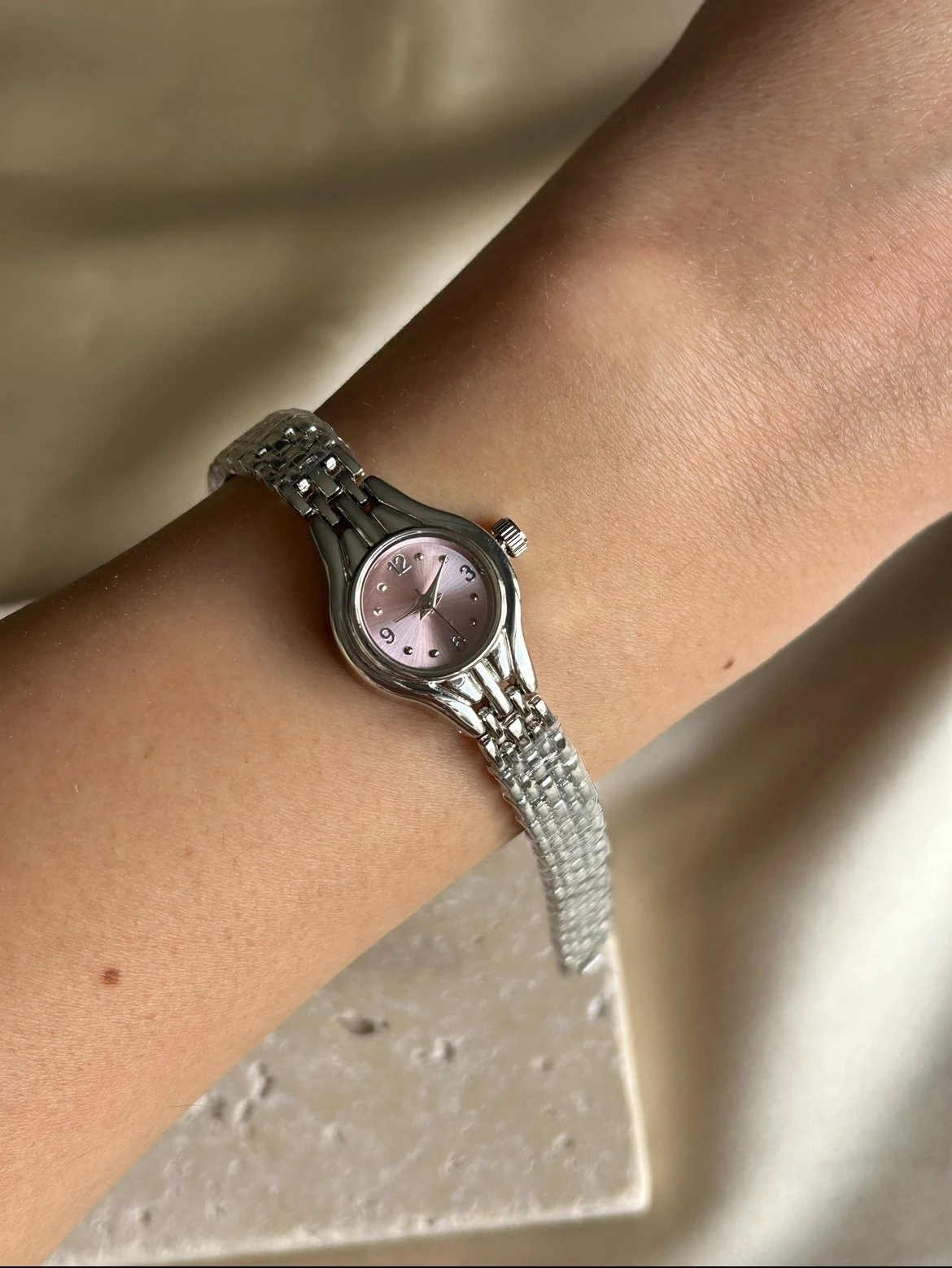 Mini Vintage Model Soft Pembe Kadran Saat ( gümüş renk )