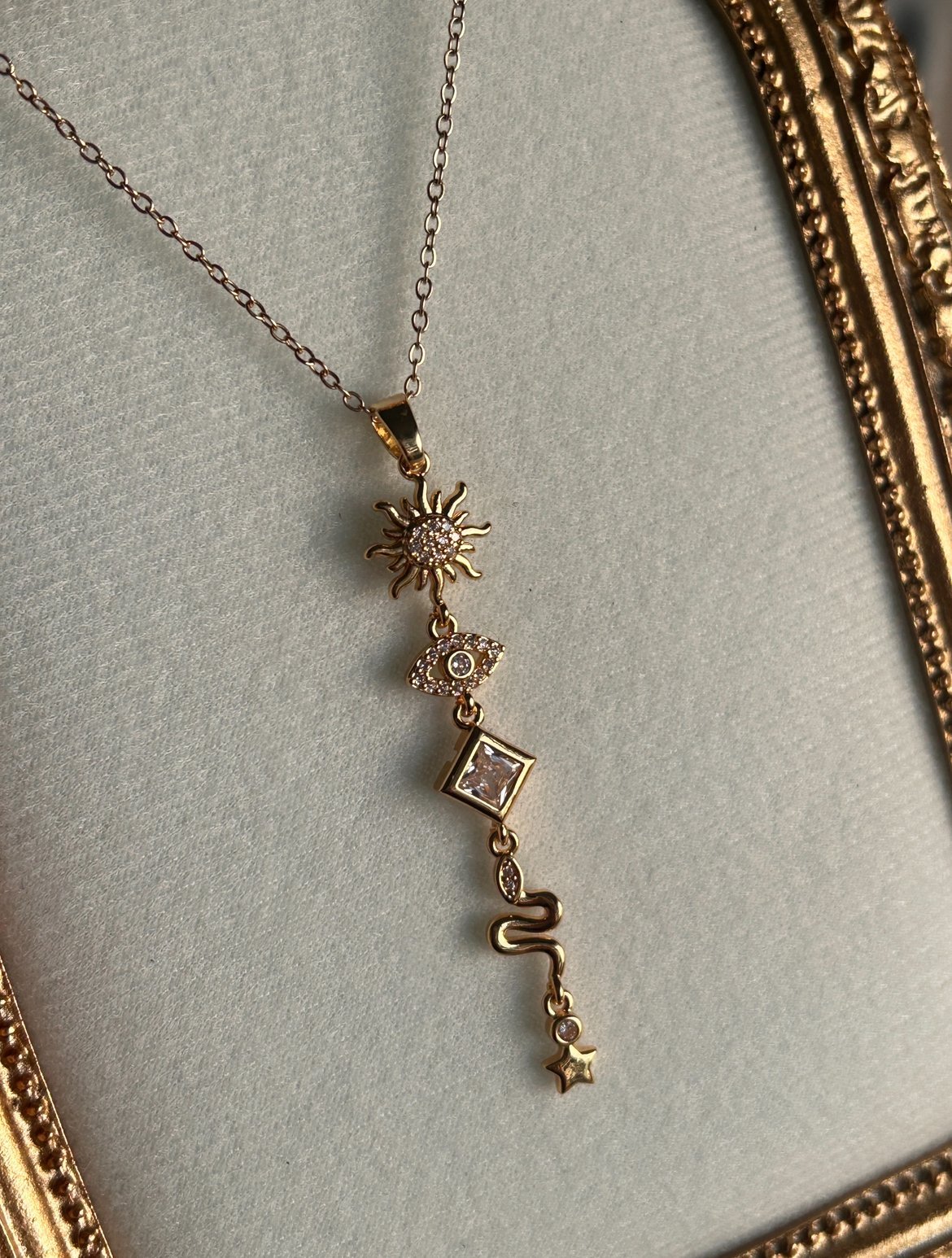 Güneş Model Manifest Y Kolye