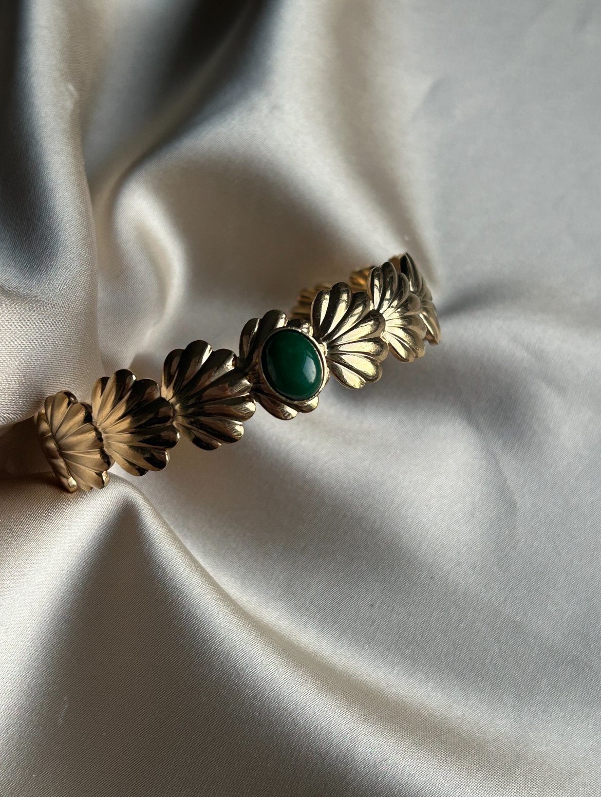 Yeşil Taş Deniz Kabuğu Model Bileklik