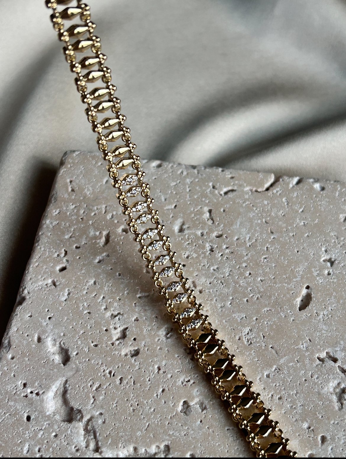 Baklava Taş Bileklik (14k Renk)