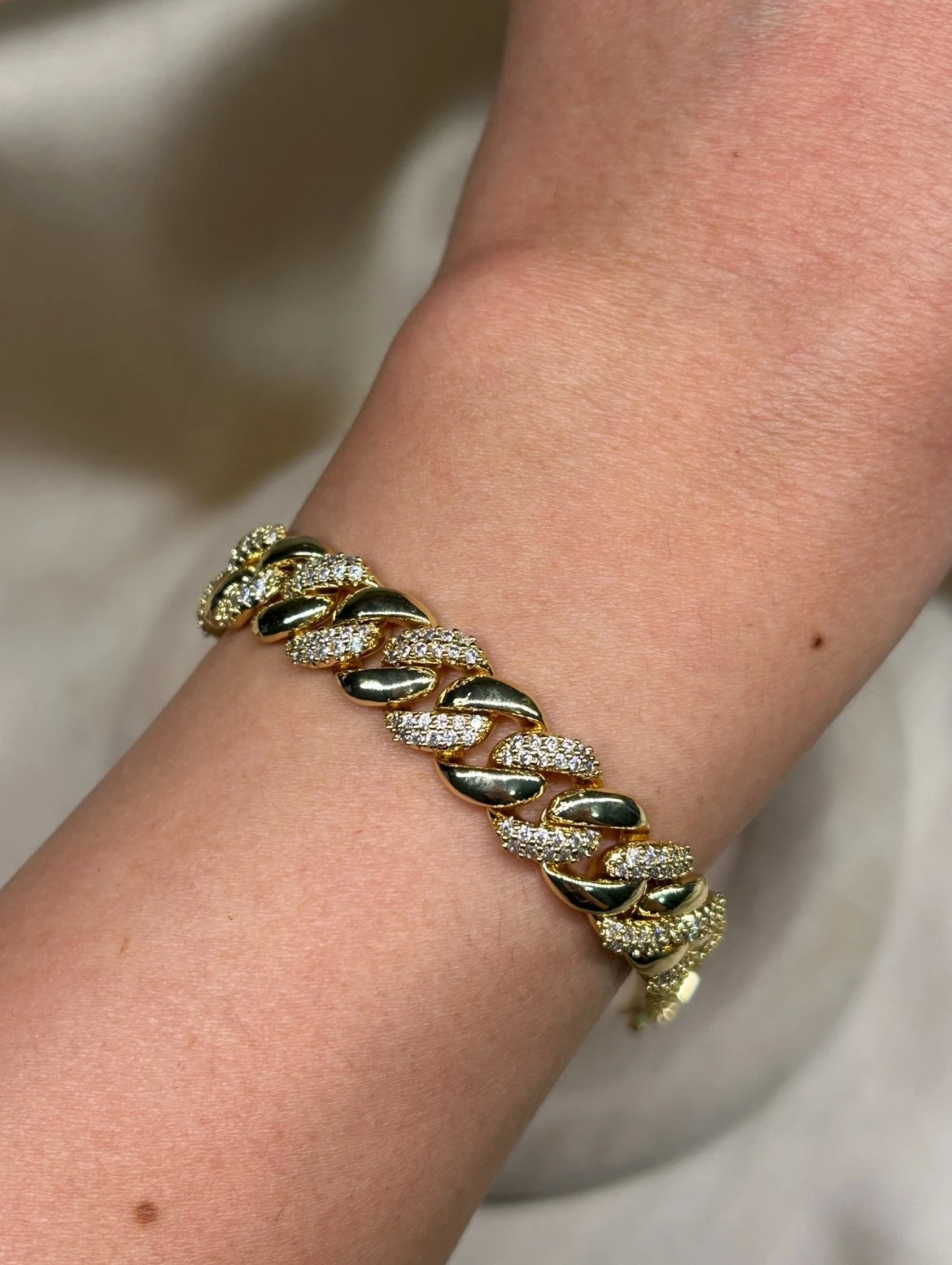 Taşlı Kalın Gurmet Model Bileklik (14k Renk )