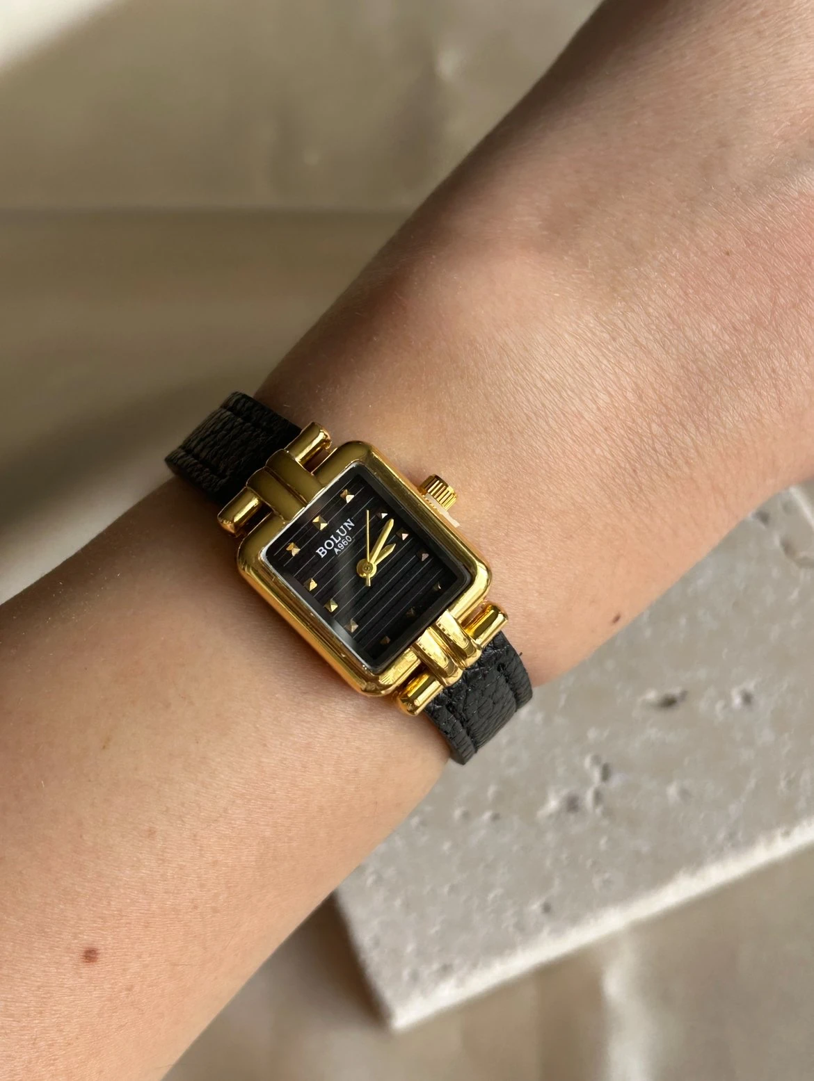 Mini Kare Model Siyah Kordon Saat