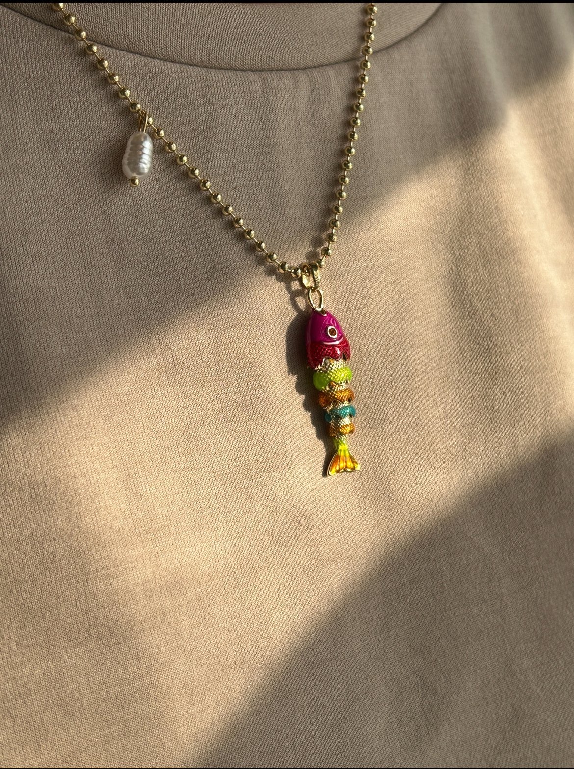 Renkli Hareketli Balık Kolye