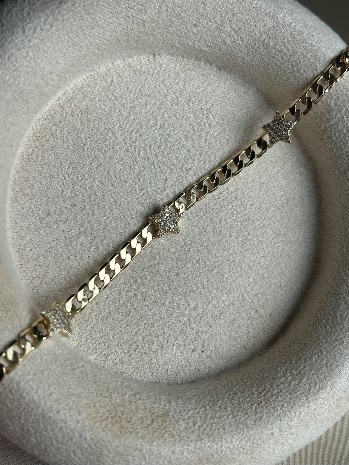 Zincir Üzeri Yıldız İşleme Bileklik (14k Renk )