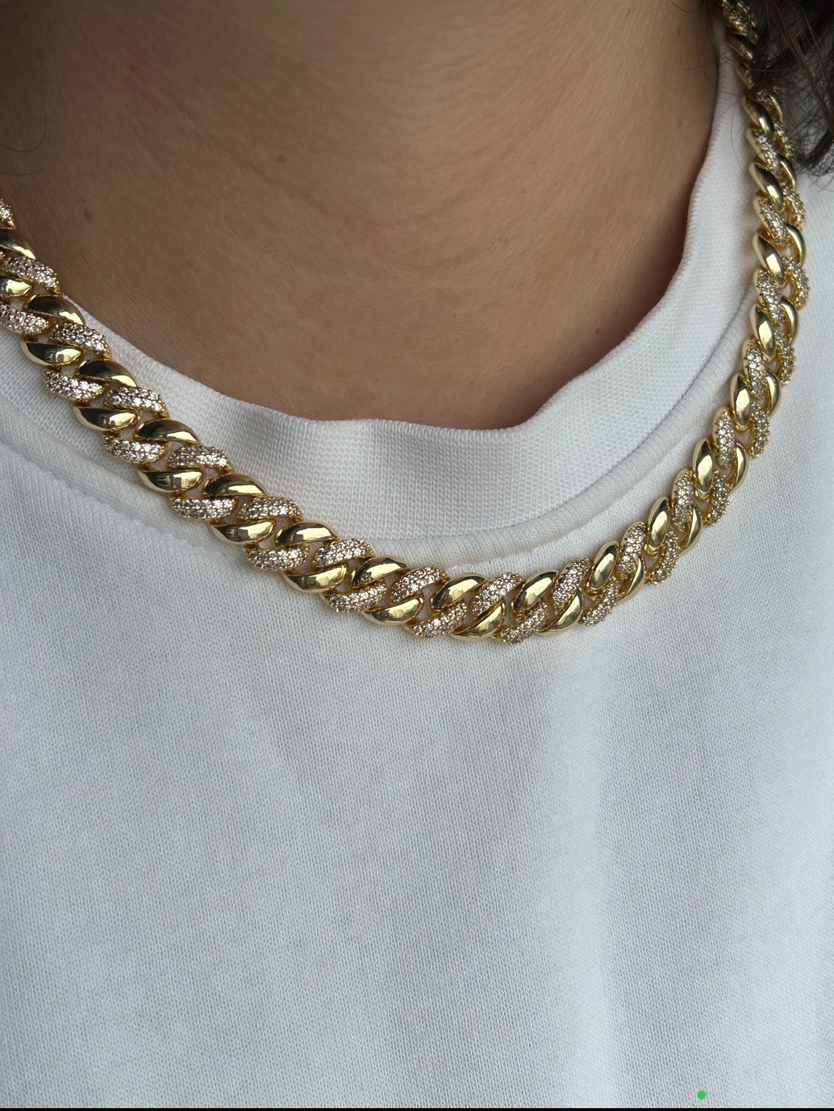 Gurmet Model Taşlı Kolye