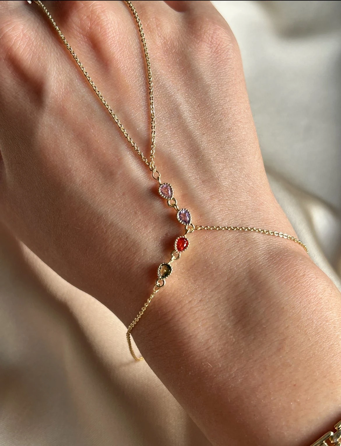 Renkli Taş Model Şahmeran ( gold renk)