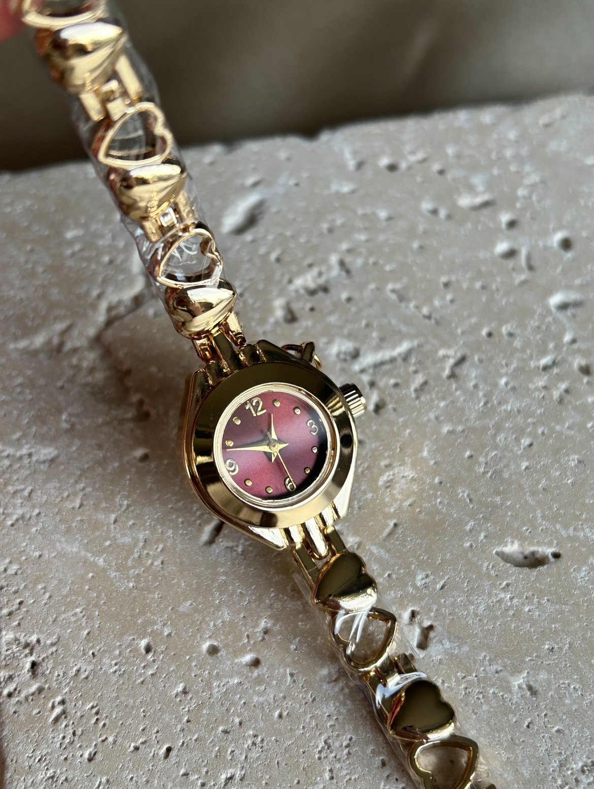 Mini Yuvarlak Model Bordo Kadran Kalp Charm Saat