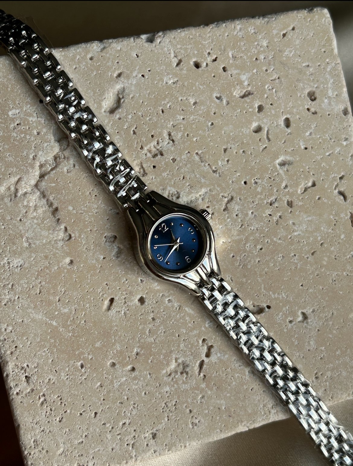 Mini Vintage Model Lacivert Kadran Saat ( gümüş renk )