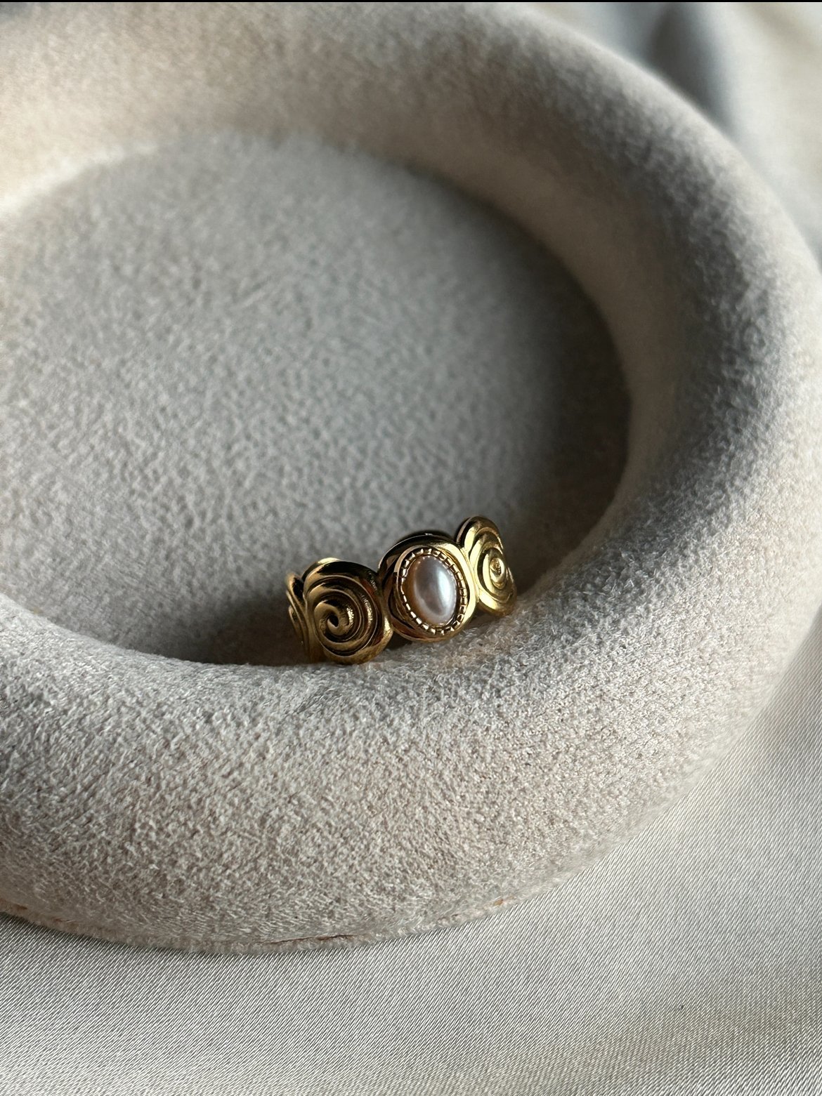İnci Taş Spiral Model Yüzük