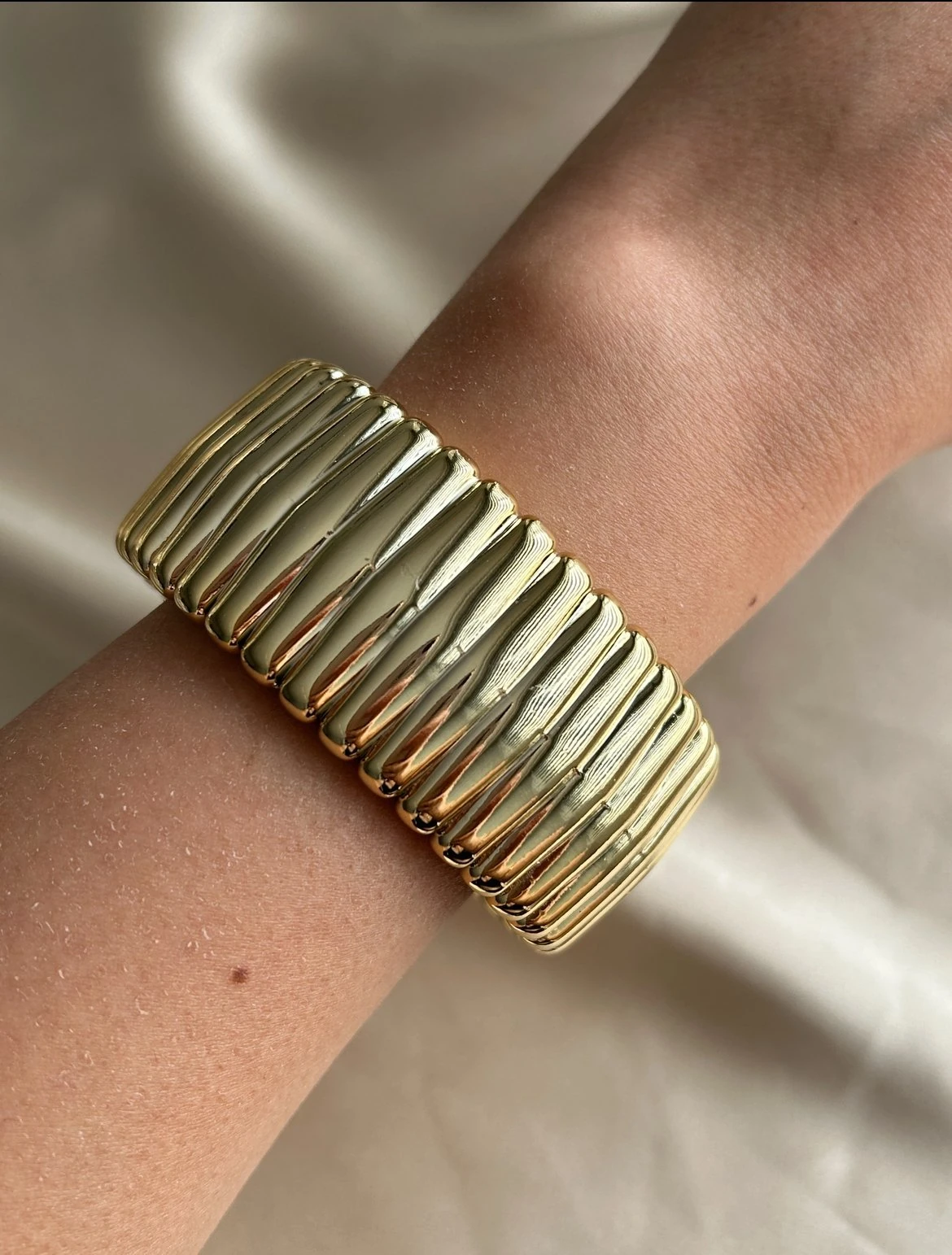 Akrilik Kalın Bileklik