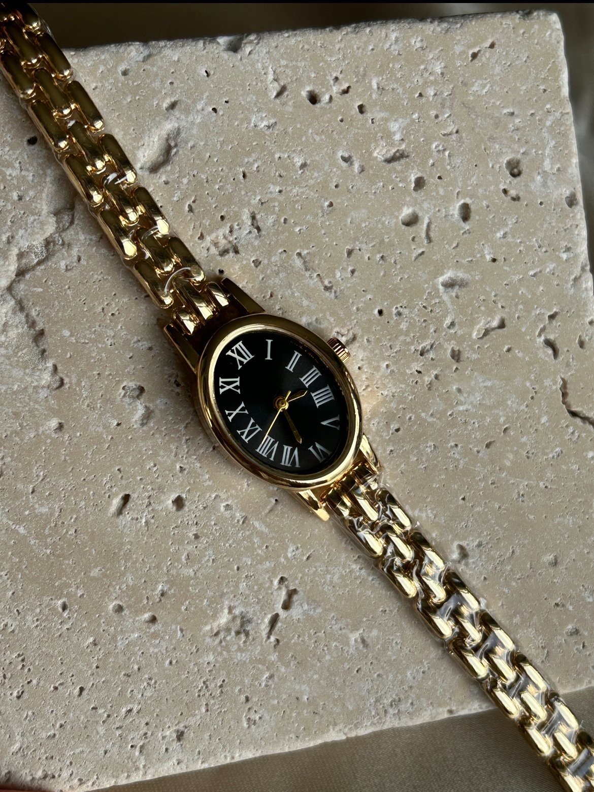 Vintage Oval Model Siyah Kadran Saat