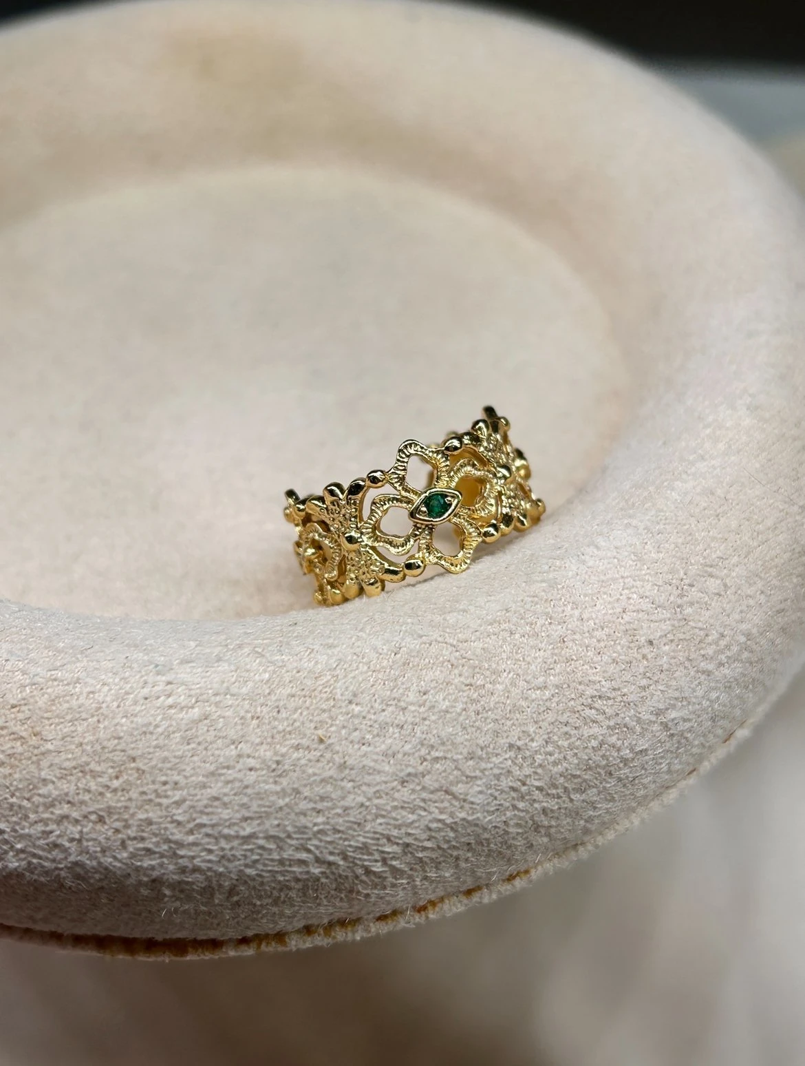 Yeşil Taş Vintage İşleme Model Yüzük