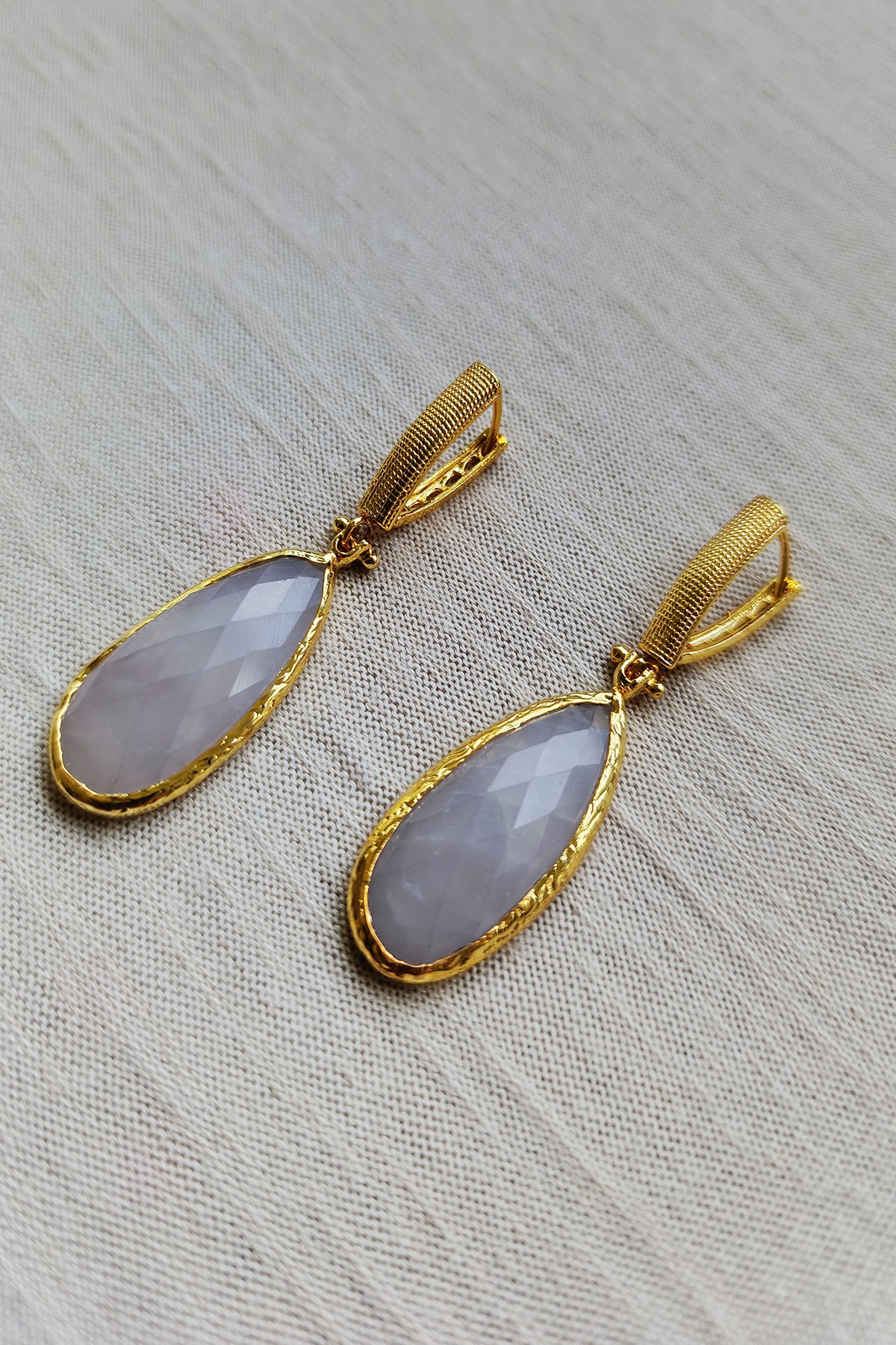 Quartz Sallantılı Küpe