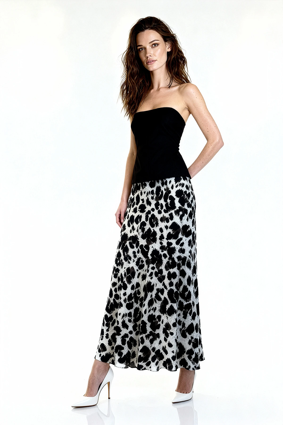 Brit Detaylı Straplez Bluz - SİYAH