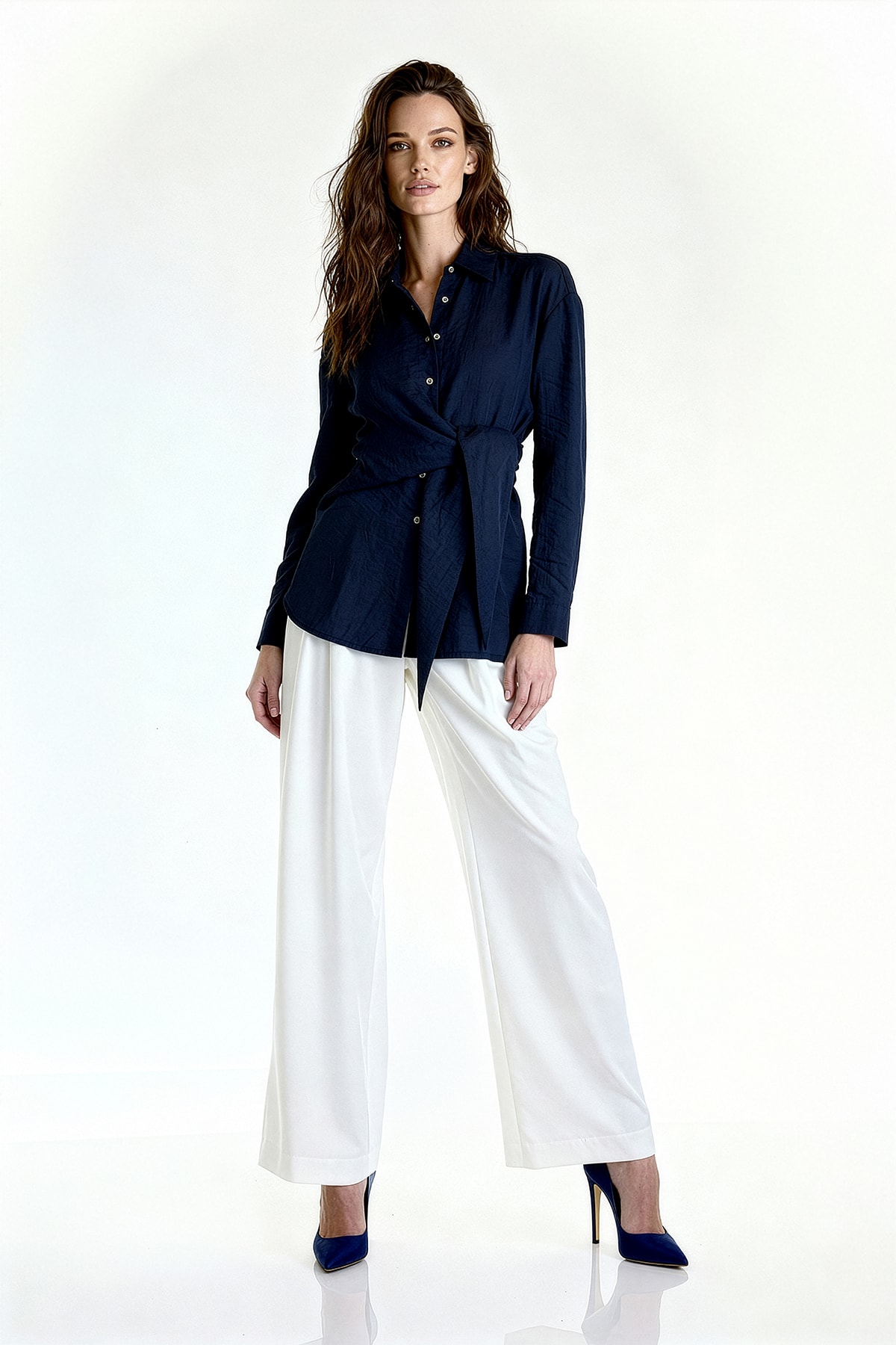 Belden Bağlamalı Asimetrik Bluz - SİYAH