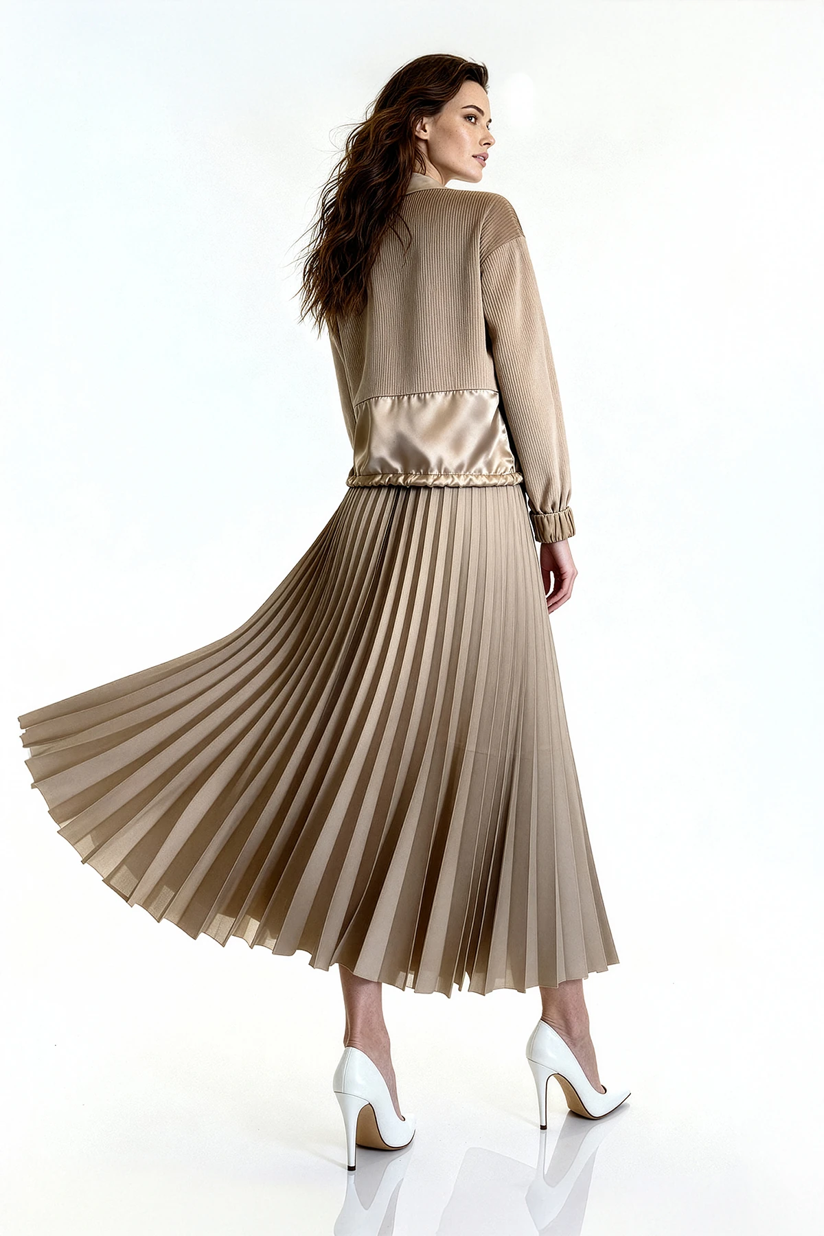 Kol Büzgü Detaylı Ceket